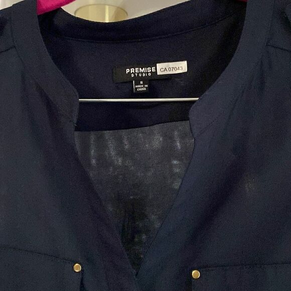 Premise Studio Dark Navy Sleeveless Semi Sheer Top S - Picture 5 of 10